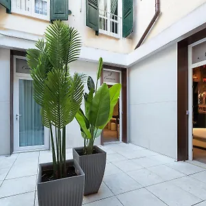 2* Гостевой дом Italianflat - Theatrum And